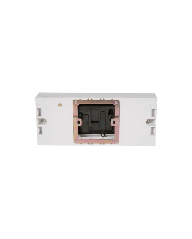 Mercury 3 Gang Switched Fused Mains Socket