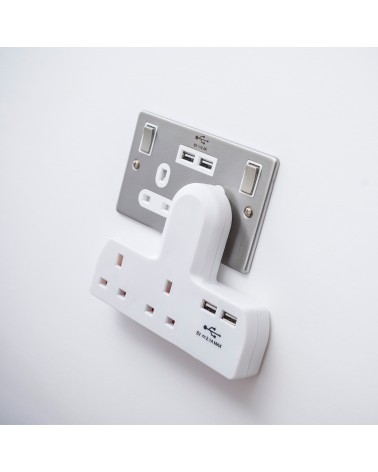 Mercury Plug-in 2-Way Mains Adaptor with Dual USB Ports