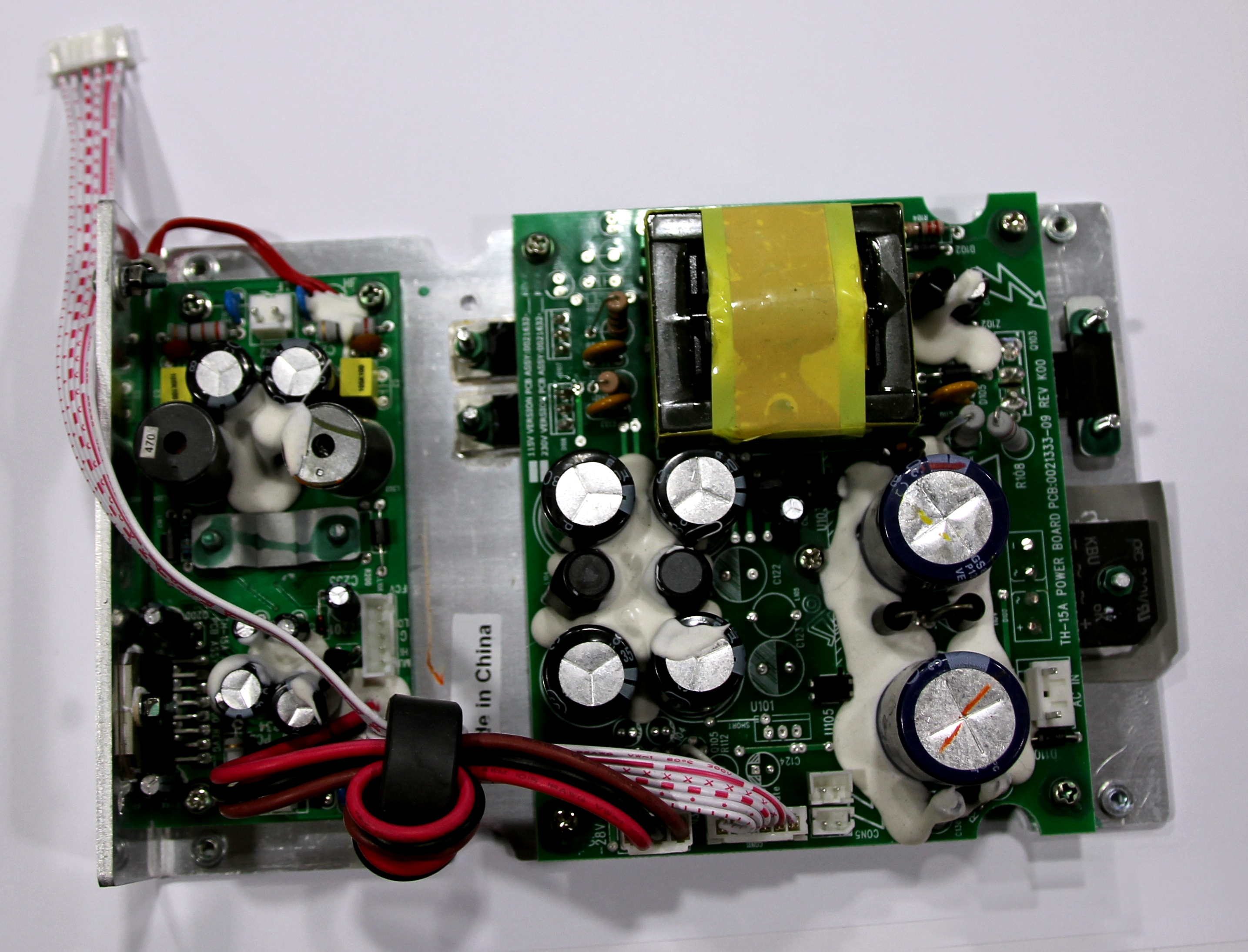 mackie thump replacement amp